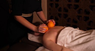 Hot Oranges Jazz Massage